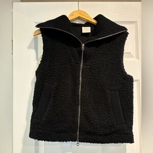 Women’s Varley vest